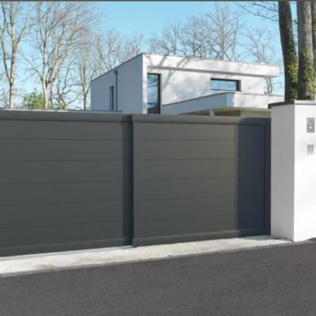 Portes de garage — réalisation Espace Côté Menuiseries