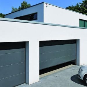 Porte de garage sectionnelle motorisée